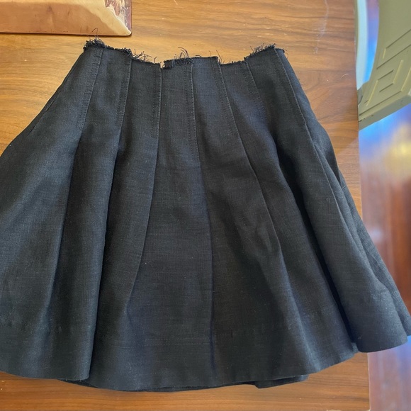 AJE “Byblos skirt” - Picture 2 of 3